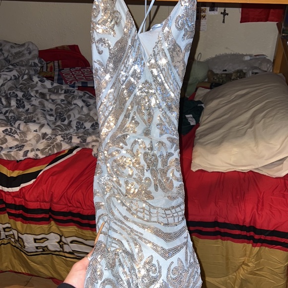 Dress - Picture 2 of 3